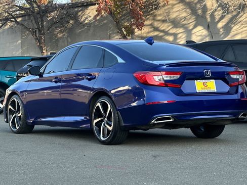 Used 2019 Honda Accord Sport image 6