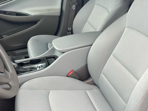 Used 2024 Chevrolet Malibu LS FWD image 27