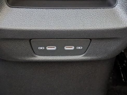 New 2026 Volkswagen Tiguan SE R-Line FWD image 15