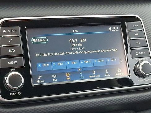 Used 2024 Nissan Kicks S image 13