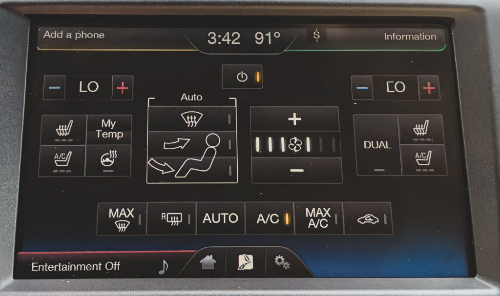 Used 2016 Ford Fusion Energi Titanium w/ Driver Assist Package FWD image 12