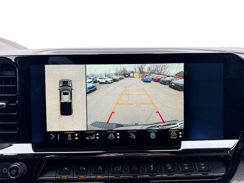 Used 2023 Chevrolet Silverado 1500 ZR2 w/ Technology Package image 15
