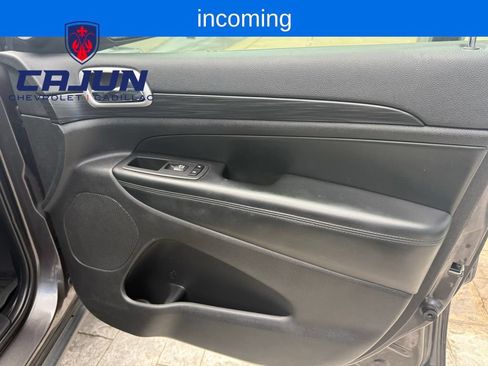 Used 2020 Jeep Grand Cherokee Laredo w/ Laredo X Package RWD image 19