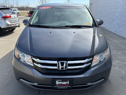 Used 2016 Honda Odyssey SE image 2