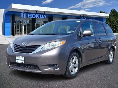 Used 2011 Toyota Sienna LE