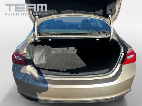 Used 2024 Chevrolet Malibu LT image 13