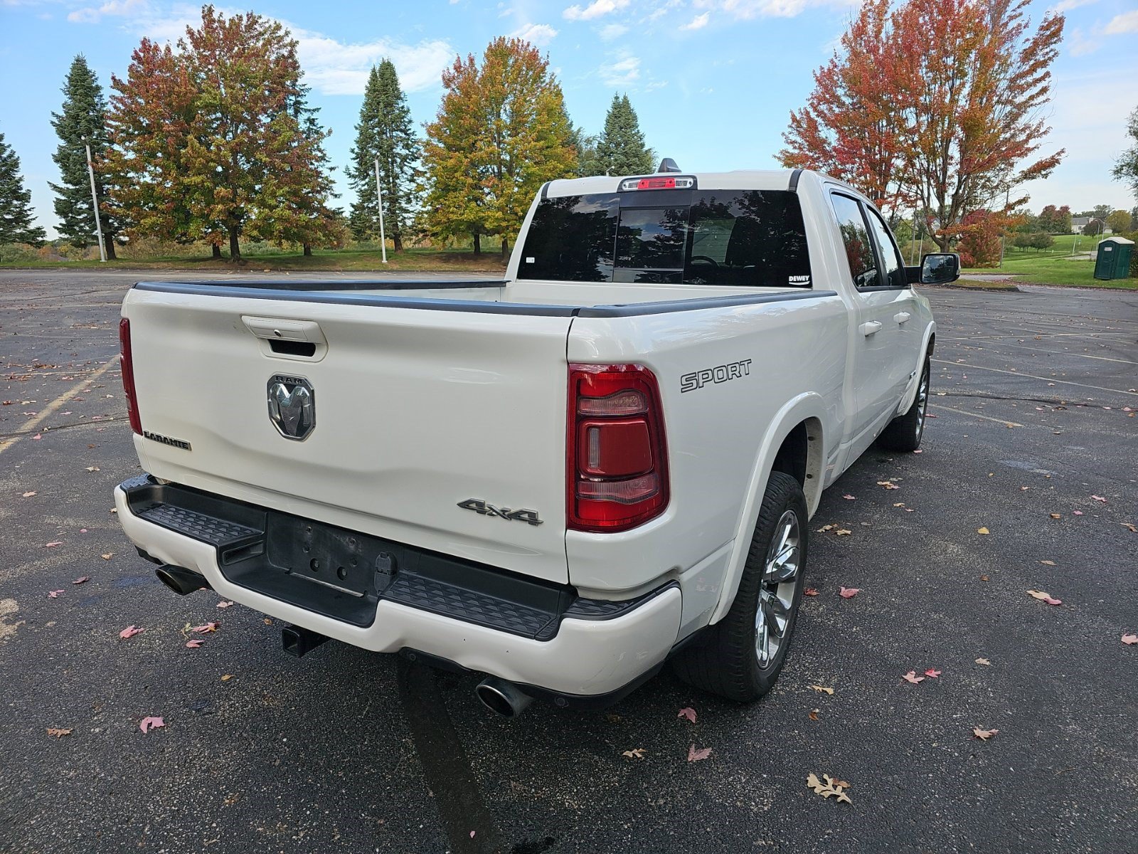 Used 2022 RAM 1500 Laramie w/ Sport Appearance Package AWD/4WD image 6
