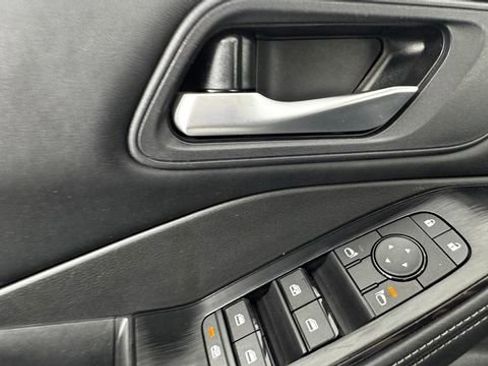 Certified 2025 Nissan Rogue SV AWD/4WD image 20