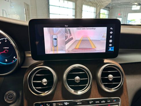 Certified 2022 Mercedes-Benz GLC 300 4MATIC image 10