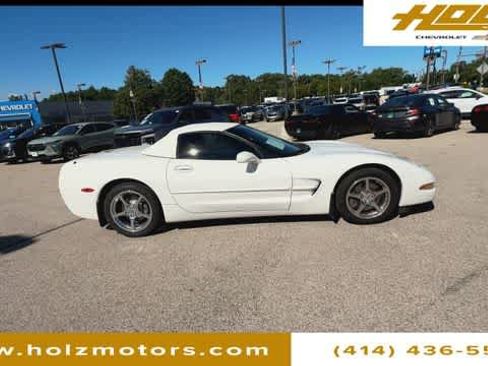 Used 2002 Chevrolet Corvette Convertible w/ Preferred Equipment Group2 RWD image 10