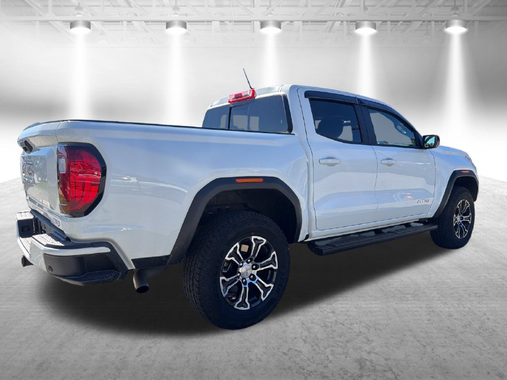 Used 2025 GMC Canyon AT4 AWD/4WD image 5