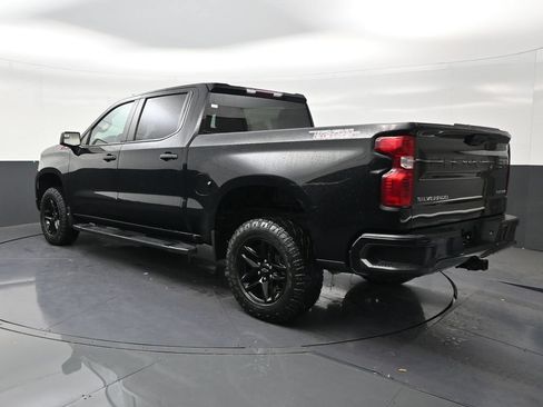 Used 2023 Chevrolet Silverado 1500 Custom Trail Boss AWD/4WD image 3