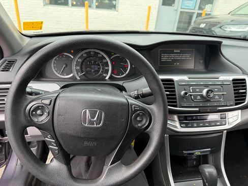 Used 2014 Honda Accord LX image 10