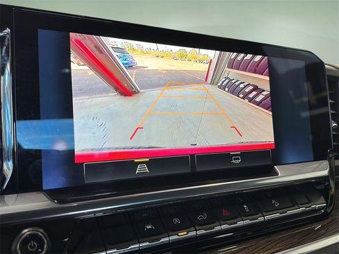 Used 2022 Chevrolet Silverado 1500 LT Trail Boss w/ Protection Package image 12