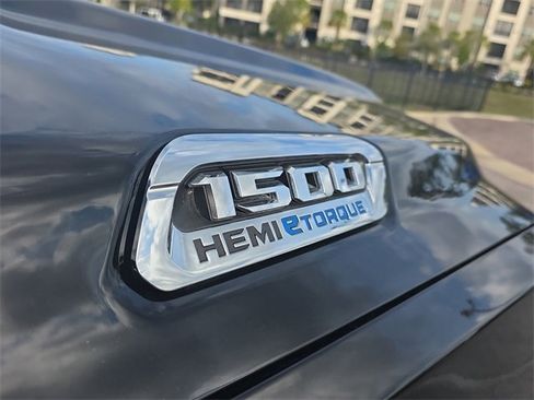 Used 2021 RAM 1500 Limited image 7