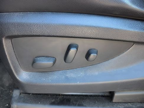 Used 2014 GMC Sierra 1500 SLT w/ SLT Preferred Package image 31