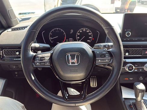 Used 2024 Honda Civic Sport image 4