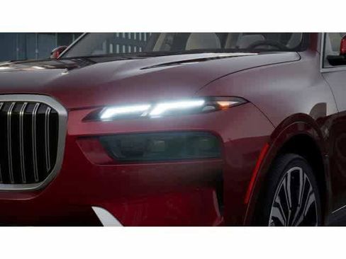 Used 2026 BMW X7 xDrive40i image 6