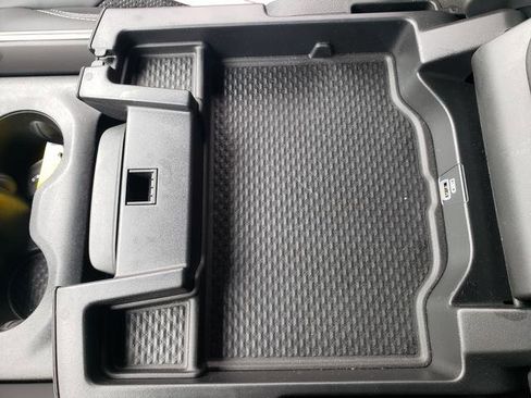 Used 2020 RAM 1500 Sport w/ Level 2 Equipment Goup w/2_L image 32