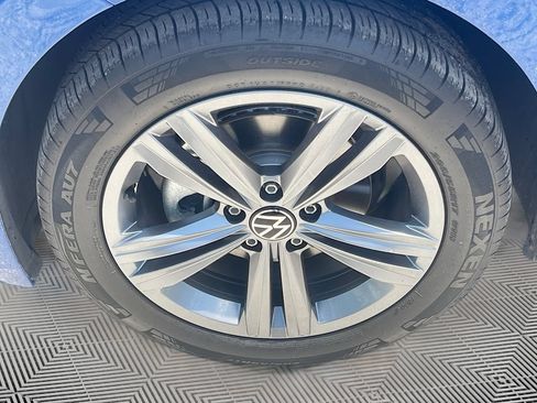 Used 2023 Volkswagen Jetta SE FWD image 29