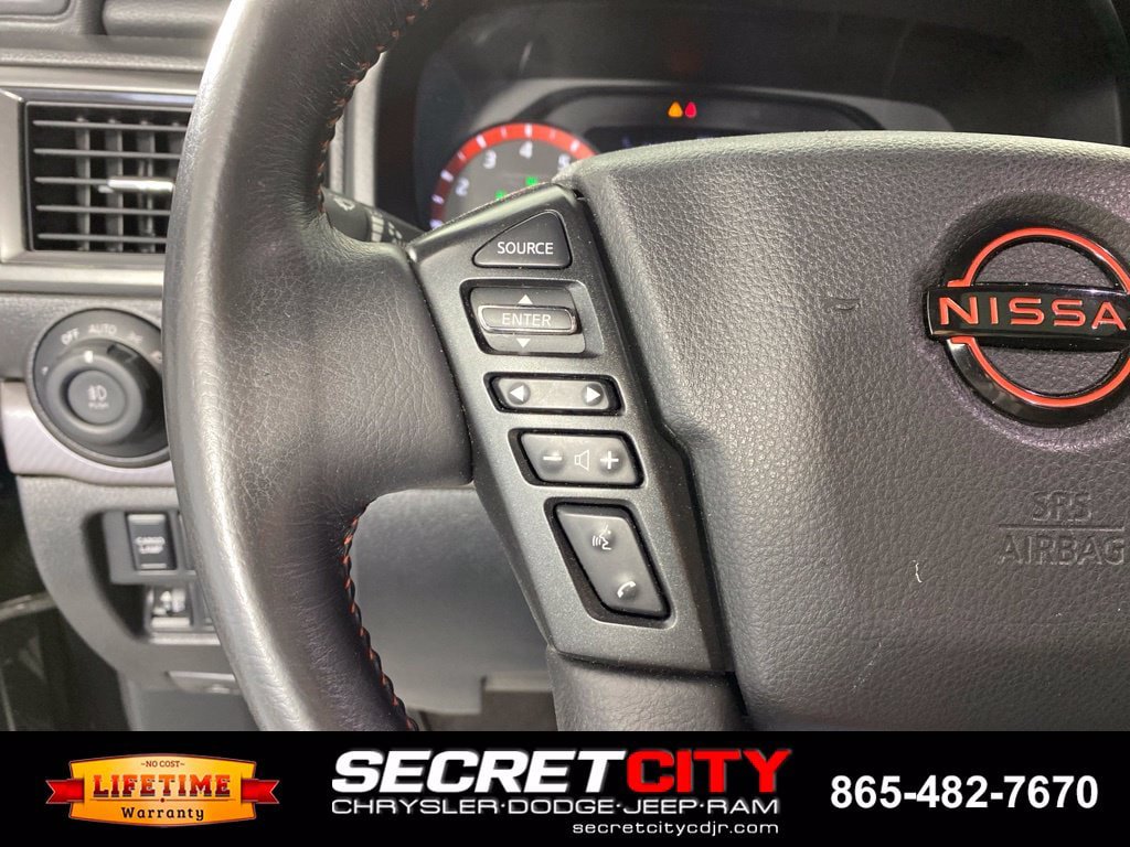 Used 2023 Nissan Titan PRO-4X w/ Pro-4x Convenience Package AWD/4WD image 14