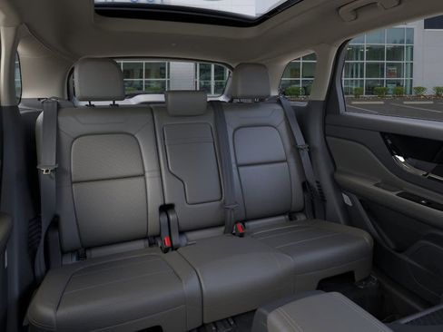 New 2024 Lincoln Corsair Grand Touring image 11