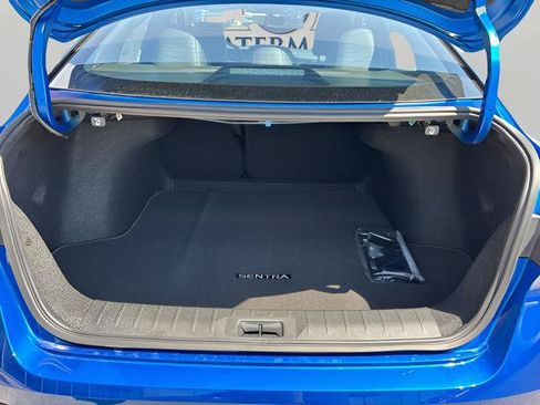 New 2026 Nissan Sentra SR w/ SR Premium Package FWD image 21