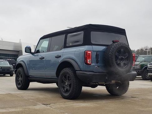 Used 2024 Ford Bronco Black Diamond image 6