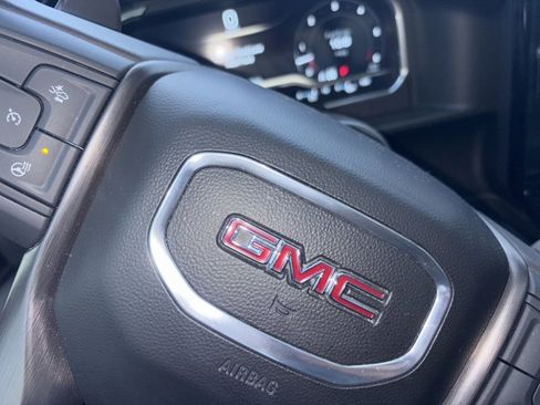 Used 2023 GMC Sierra 1500 AT4X image 10