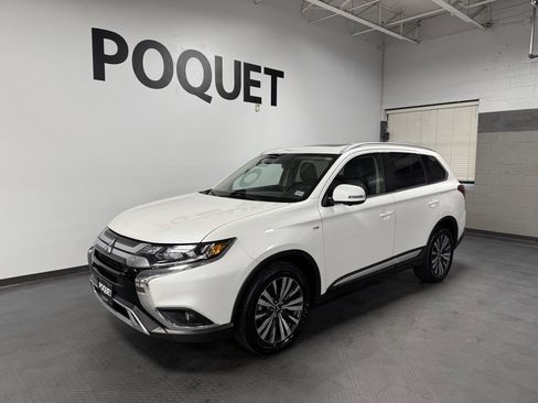 Used 2020 Mitsubishi Outlander GT image 2