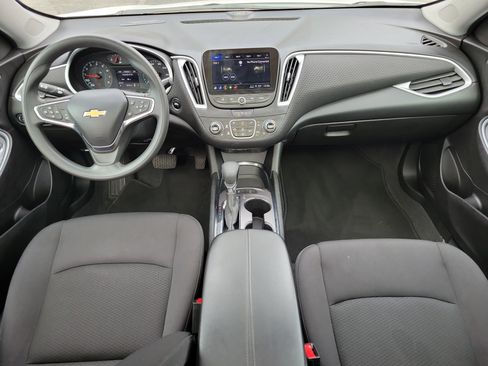 Used 2024 Chevrolet Malibu LT image 11