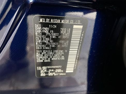 Used 2025 Nissan Armada Platinum Reserve image 29