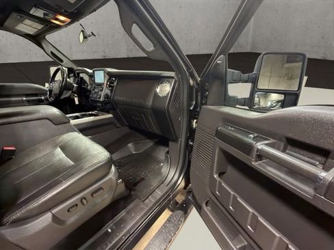 Used 2015 Ford F250 Lariat w/ Lariat Ultimate Package AWD/4WD image 19