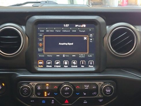 Used 2021 Jeep Wrangler Unlimited Rubicon 4xe w/ Cold Weather Group image 21