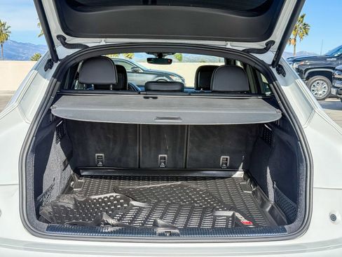 Used 2022 Audi SQ5 Premium w/ Convenience Package image 30