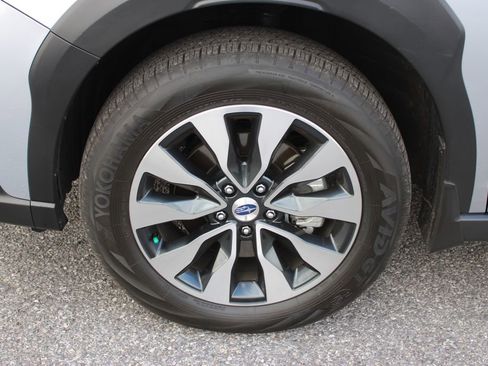 Used 2024 Subaru Outback Touring XT w/ Popular Package #2 image 34