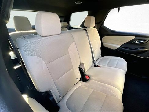Used 2023 Chevrolet Traverse LS w/ Safety Package image 26