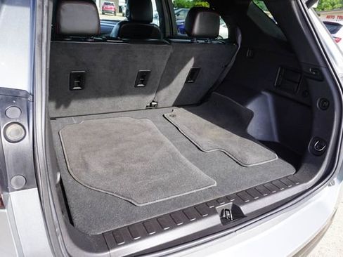 Used 2024 Chevrolet Equinox RS w/ RS Leather Package FWD image 8