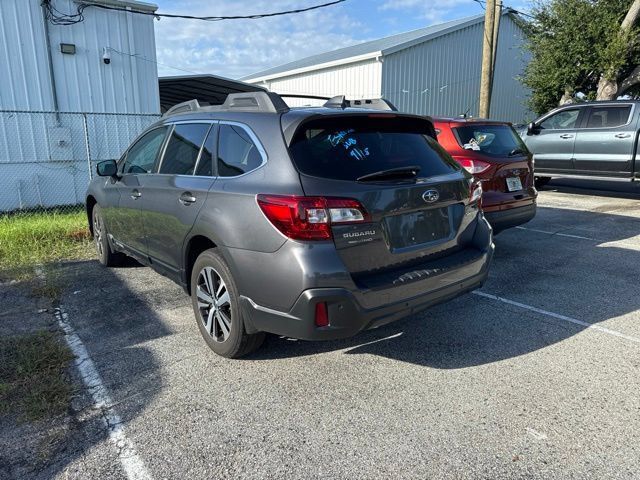 Used 2018 Subaru Outback 2.5i Limited AWD/4WD image 5