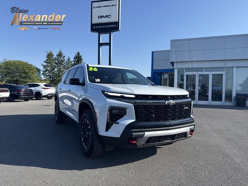 New 2026 Chevrolet Traverse Z71 w/ Enhanced Driving Package image 1