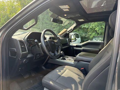 Used 2018 Ford F150 XLT w/ Equipment Group 302A Luxury AWD/4WD image 5