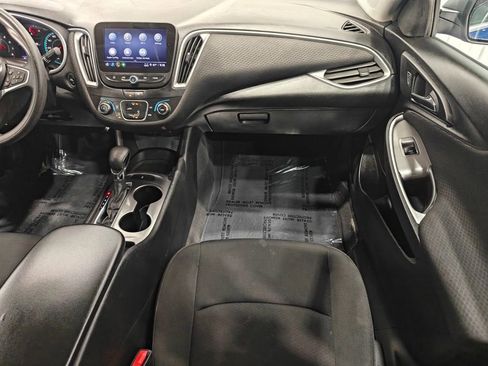 Used 2023 Chevrolet Malibu LS image 22