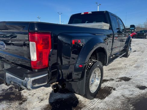 Used 2018 Ford F450 XLT w/ XLT Premium Package image 11