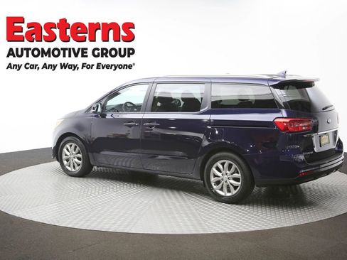 Used 2021 Kia Sedona EX image 64