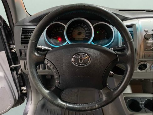 Used 2010 Toyota Tacoma 4x4 Double Cab image 13