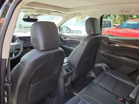 Certified 2023 Buick Envision Avenir image 40