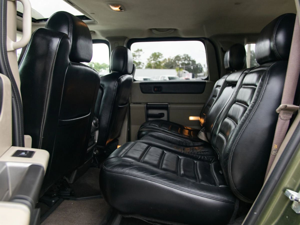 Used 2003 HUMMER H2 w/ Preferred Equipment Group AWD/4WD image 26