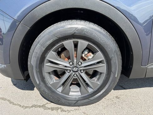 Used 2016 Hyundai Santa Fe Sport FWD image 11