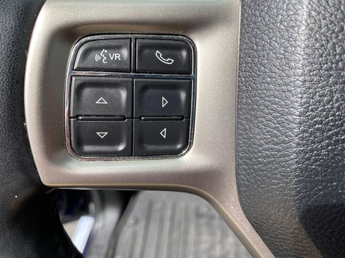 Used 2018 RAM 1500 Laramie w/ Convenience Group AWD/4WD image 21