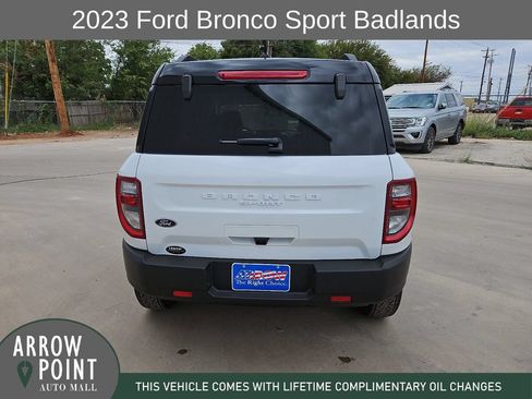 Used 2023 Ford Bronco Sport Badlands AWD/4WD image 10
